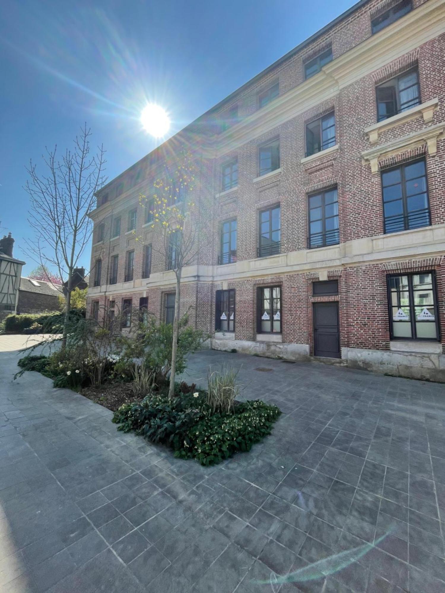 Auberge De Jeunesse Hi Rouen Exteriör bild