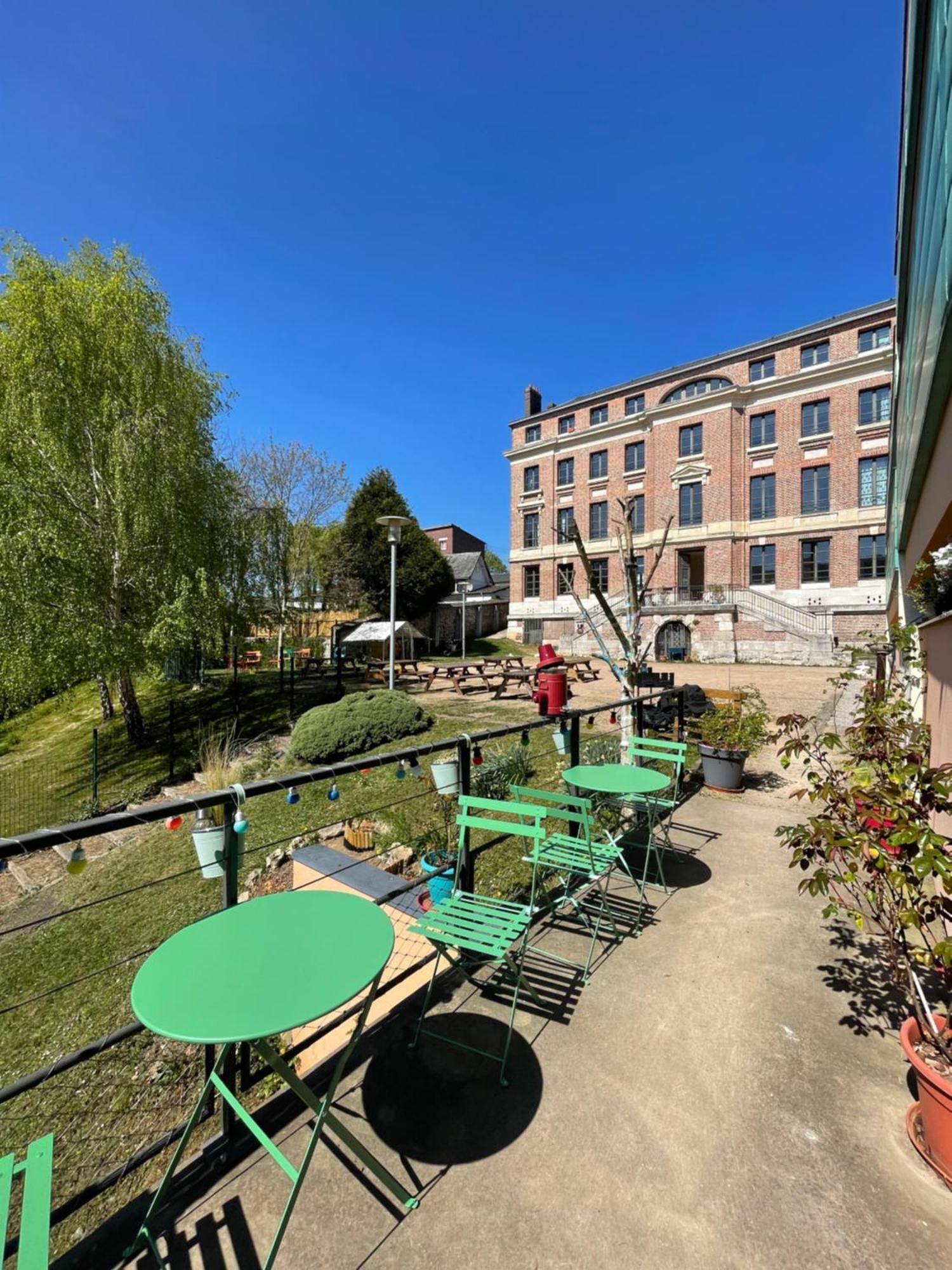 Auberge De Jeunesse Hi Rouen Exteriör bild